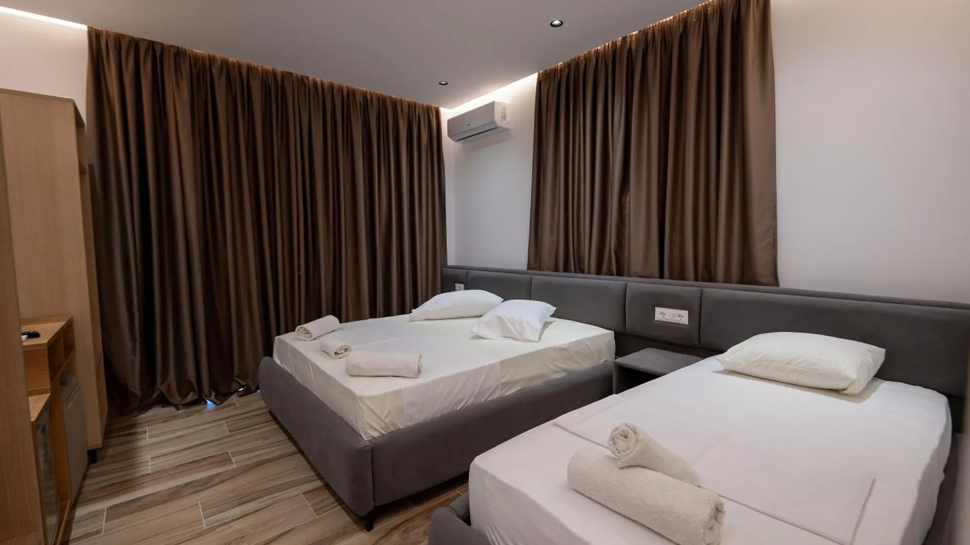Rest Hour Hotel Ksamil
